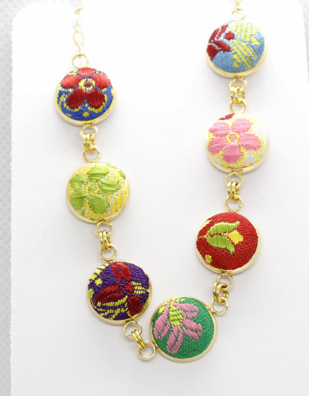 Furighedda Galana girocollo in Broccato