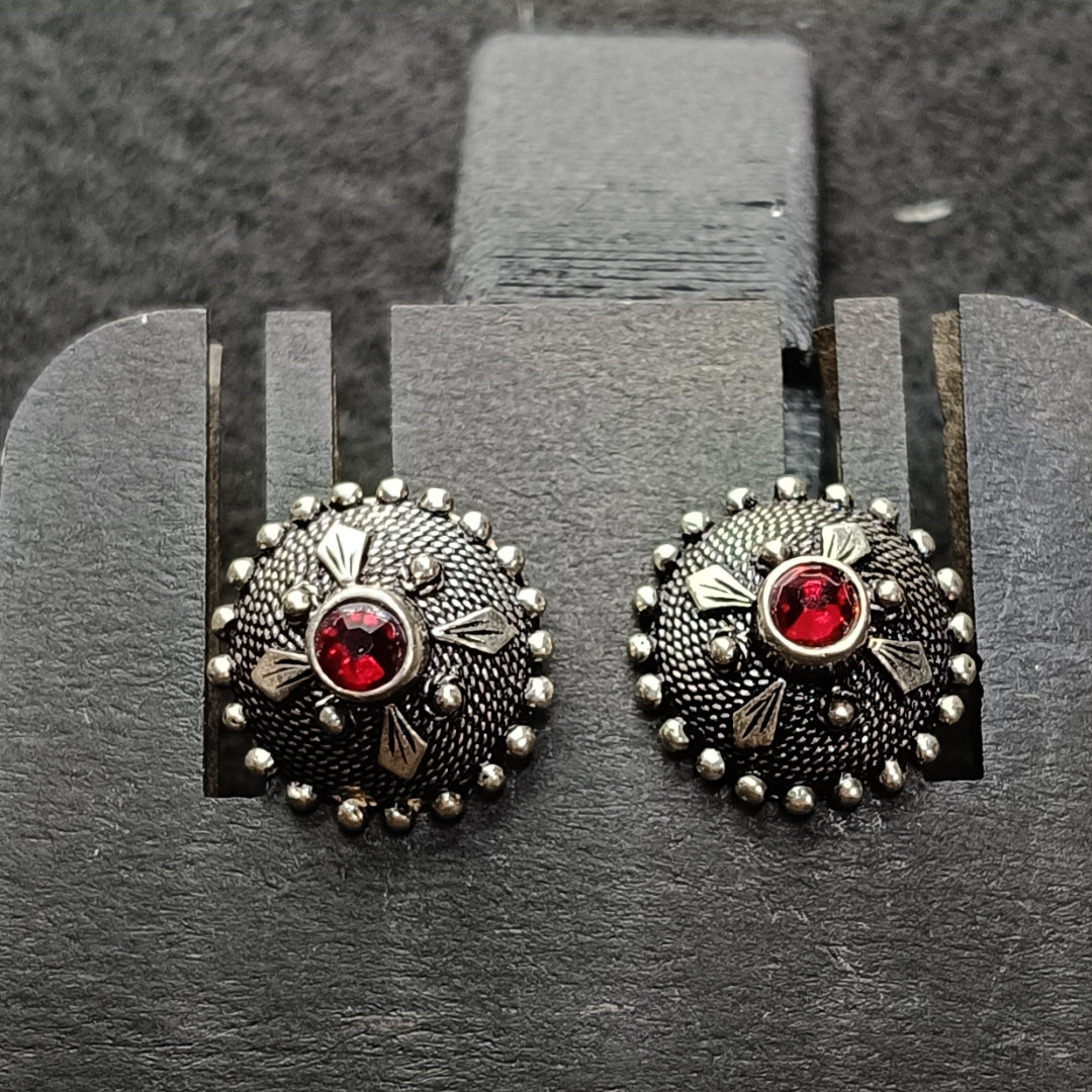 FIT 9508 Orecchini tipo Bottone con granato