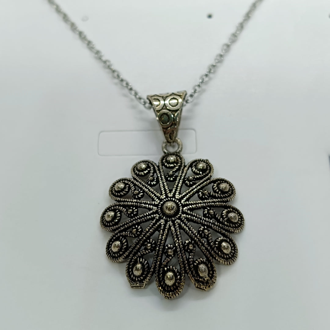 TDS BP32026 Catenina con mezzo Bottone grande