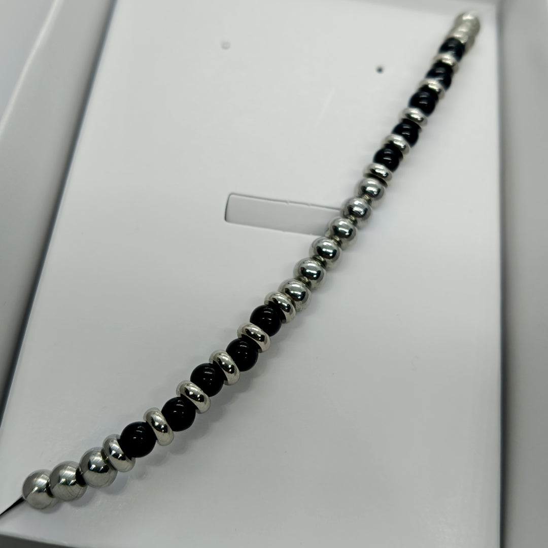 TDS BP33008 Bracciale con pietre nere e sferette