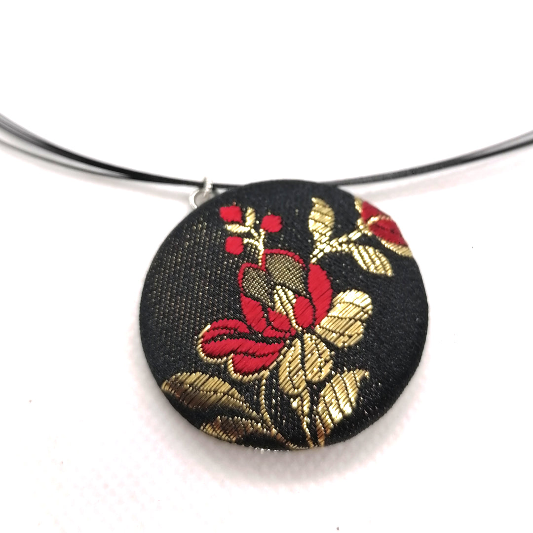 Furighedda Pescone girocollo in Broccato