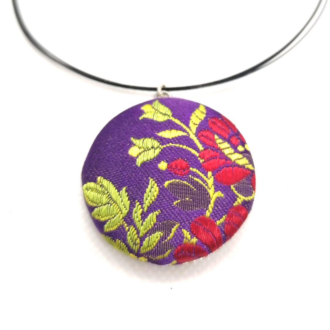 Furighedda Pescone girocollo in Broccato