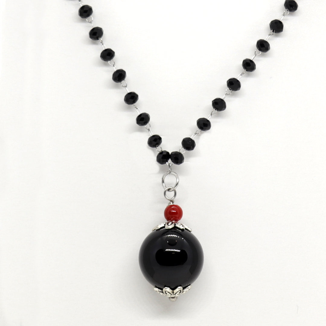 TDS BP32020 Catenina con Su Coccu e cristalli neri