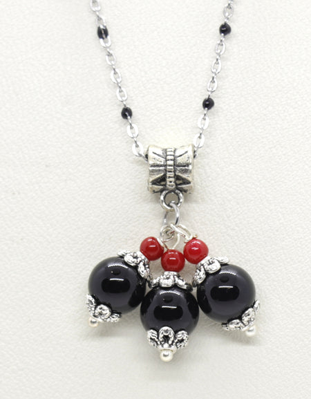 TDS BP32022 Catenina con tre Su Coccu neri